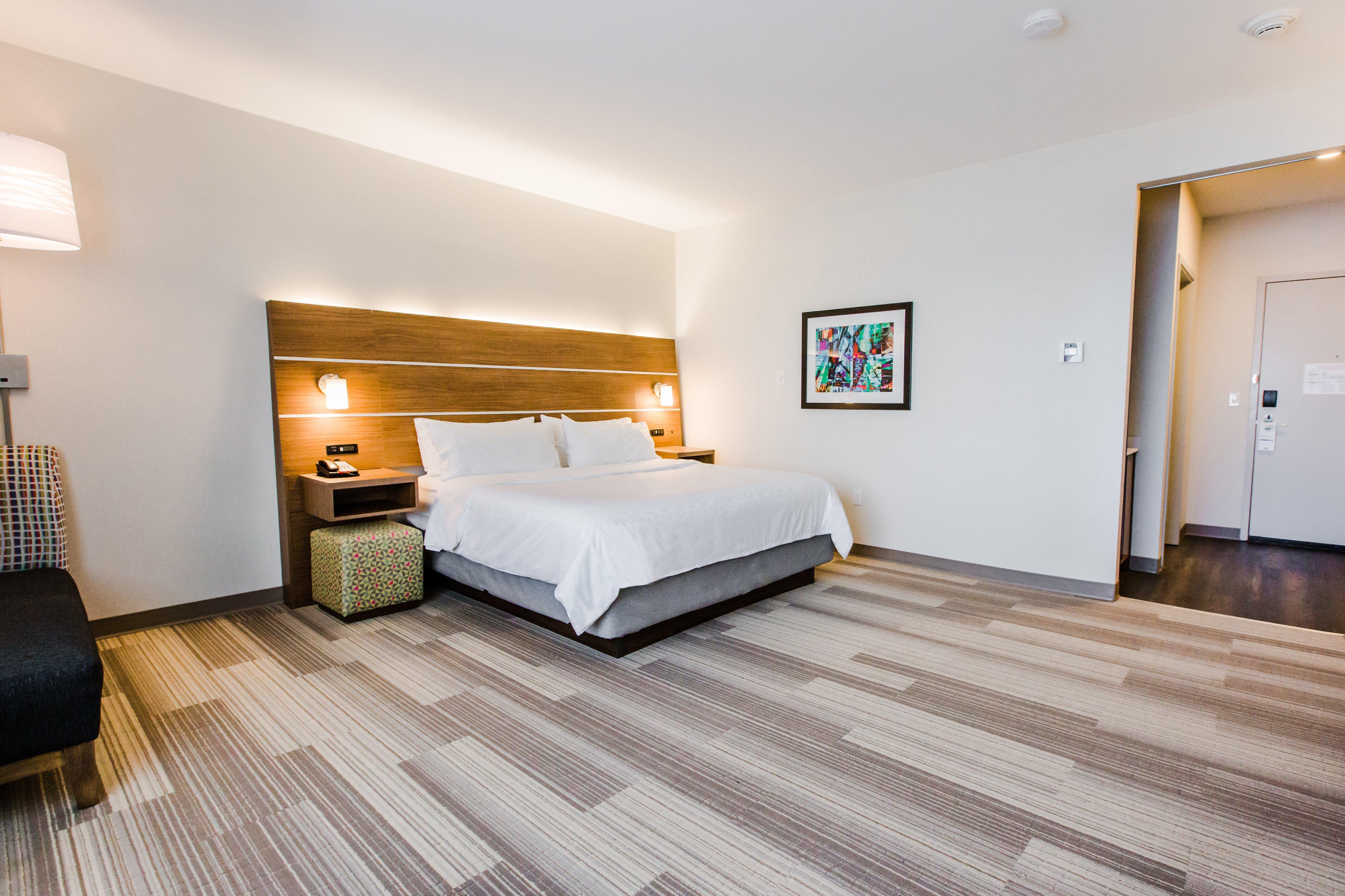 Holiday Inn Express & Suites - West Edmonton-Mall Area By Ihg Экстерьер фото