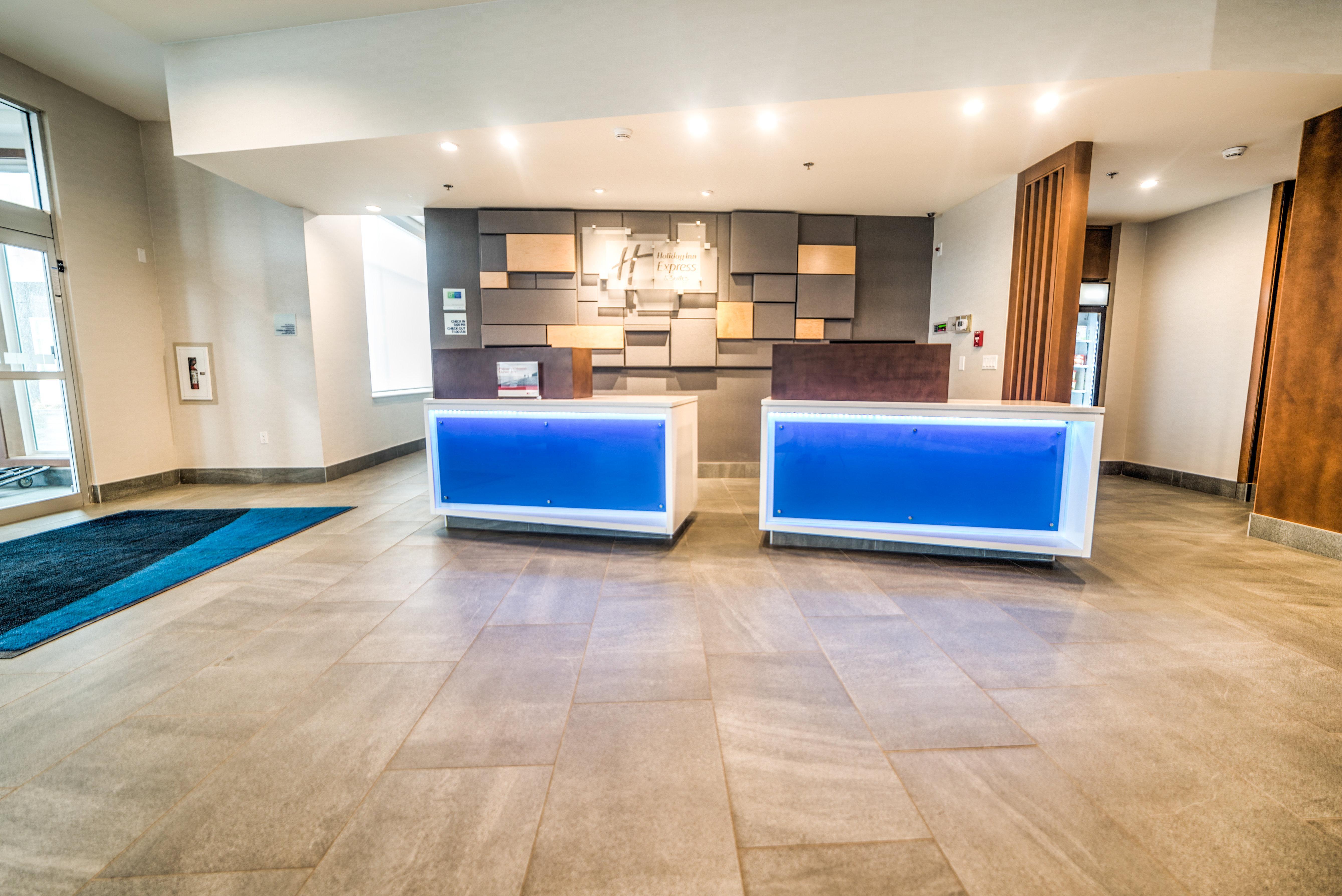 Holiday Inn Express & Suites - West Edmonton-Mall Area By Ihg Экстерьер фото