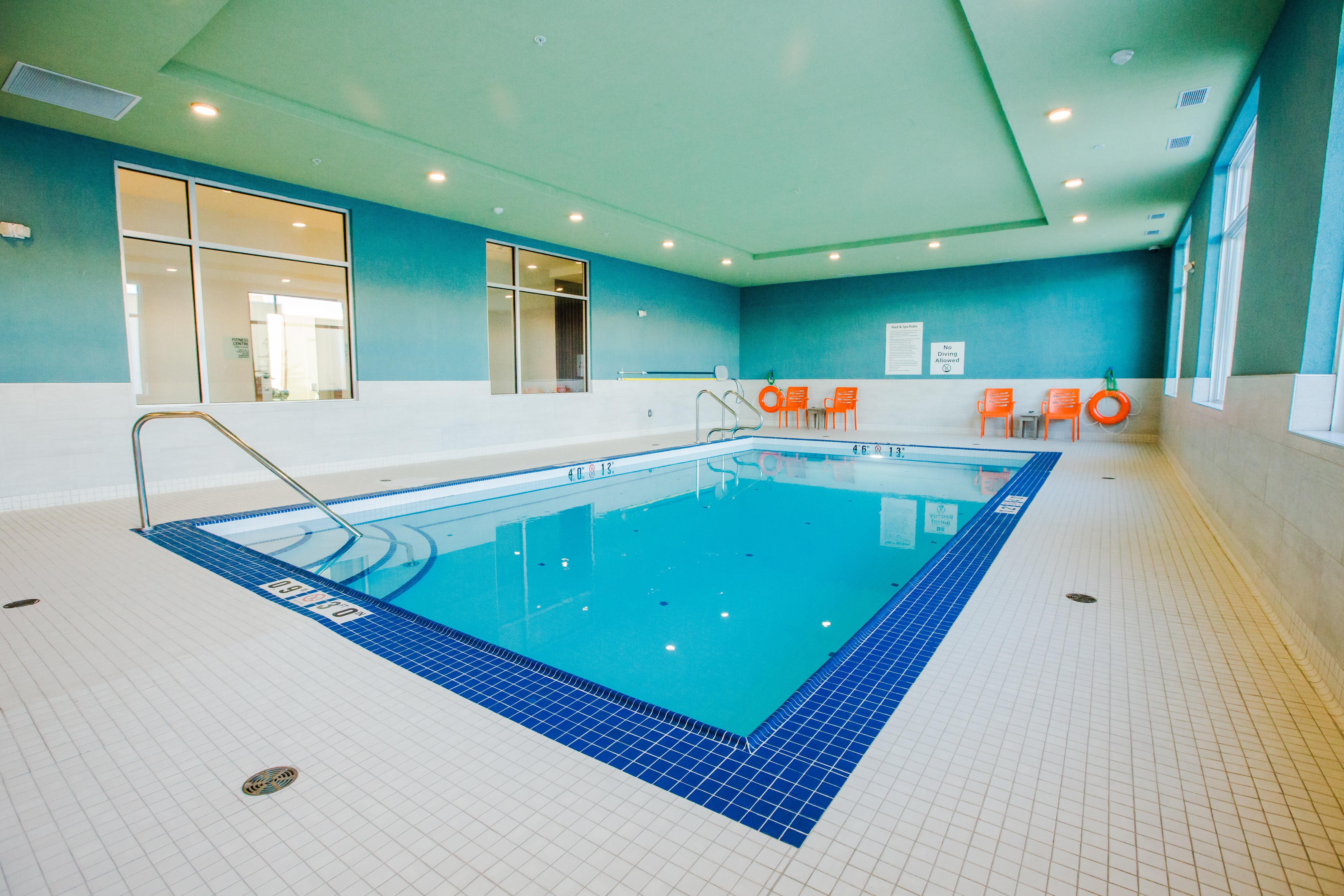 Holiday Inn Express & Suites - West Edmonton-Mall Area By Ihg Экстерьер фото